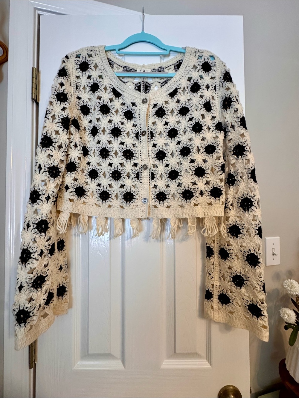 POL Crochet Fringe Cardigan Sweater - Cream & Black